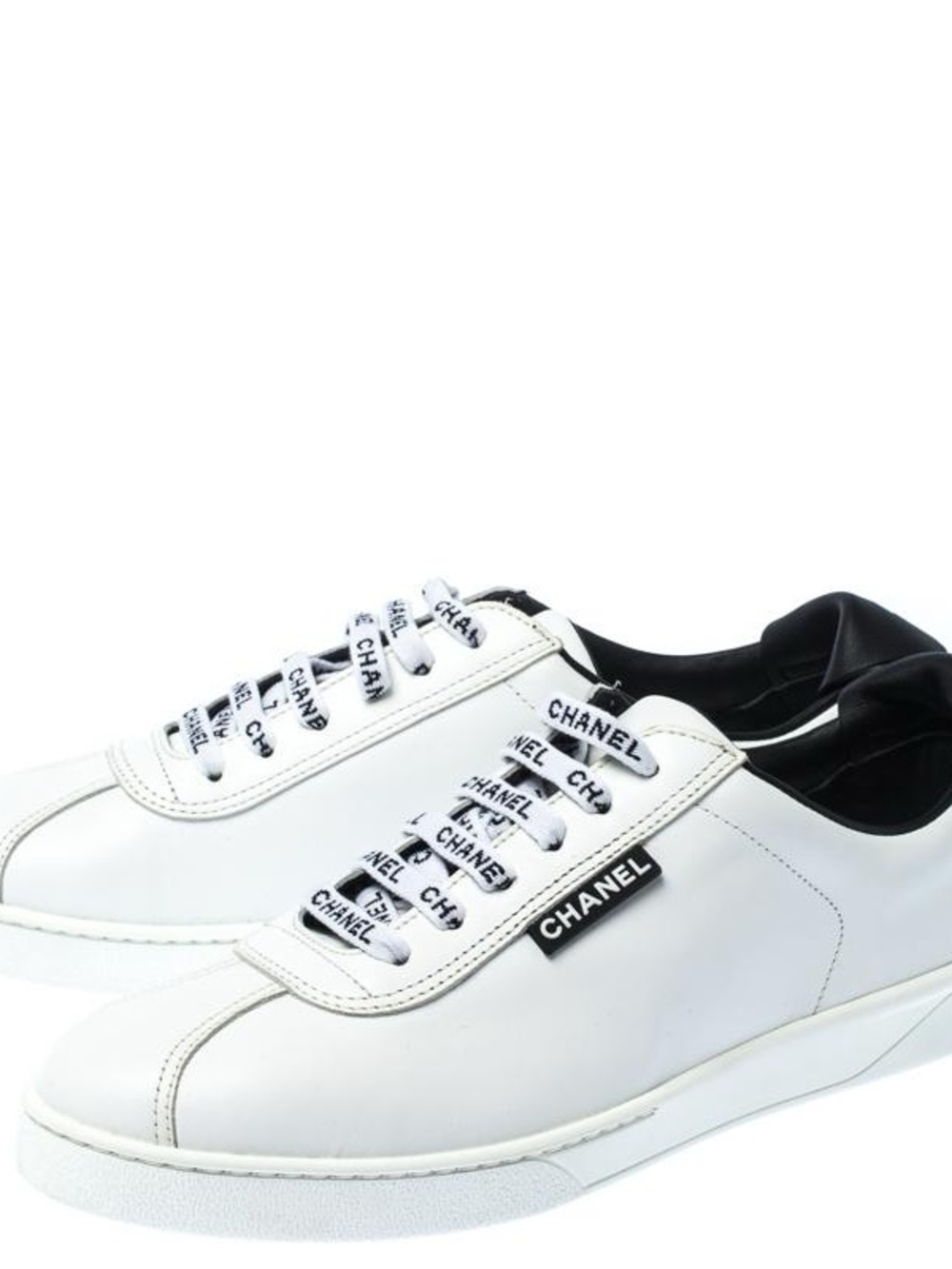 CHANEL White Leather womens sneakers used condition 40.5 100% authentic